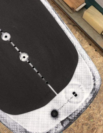 Wingfoil board, modèle RACE