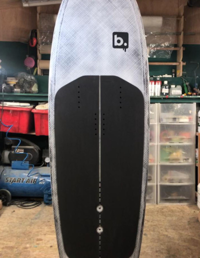 Wingfoil board, modèle RACE